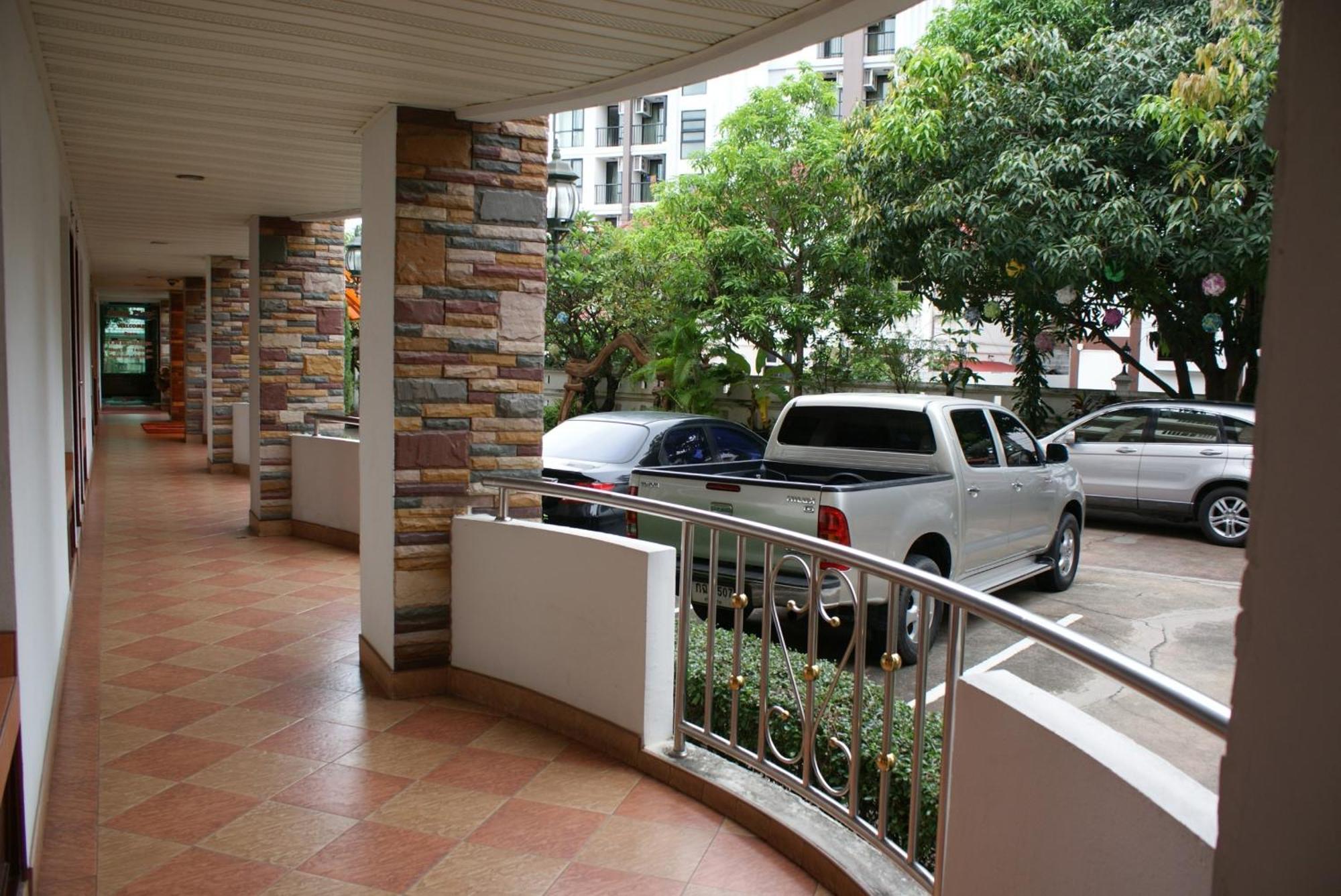 Selina Place Hotel Pattaya Zewnętrze zdjęcie