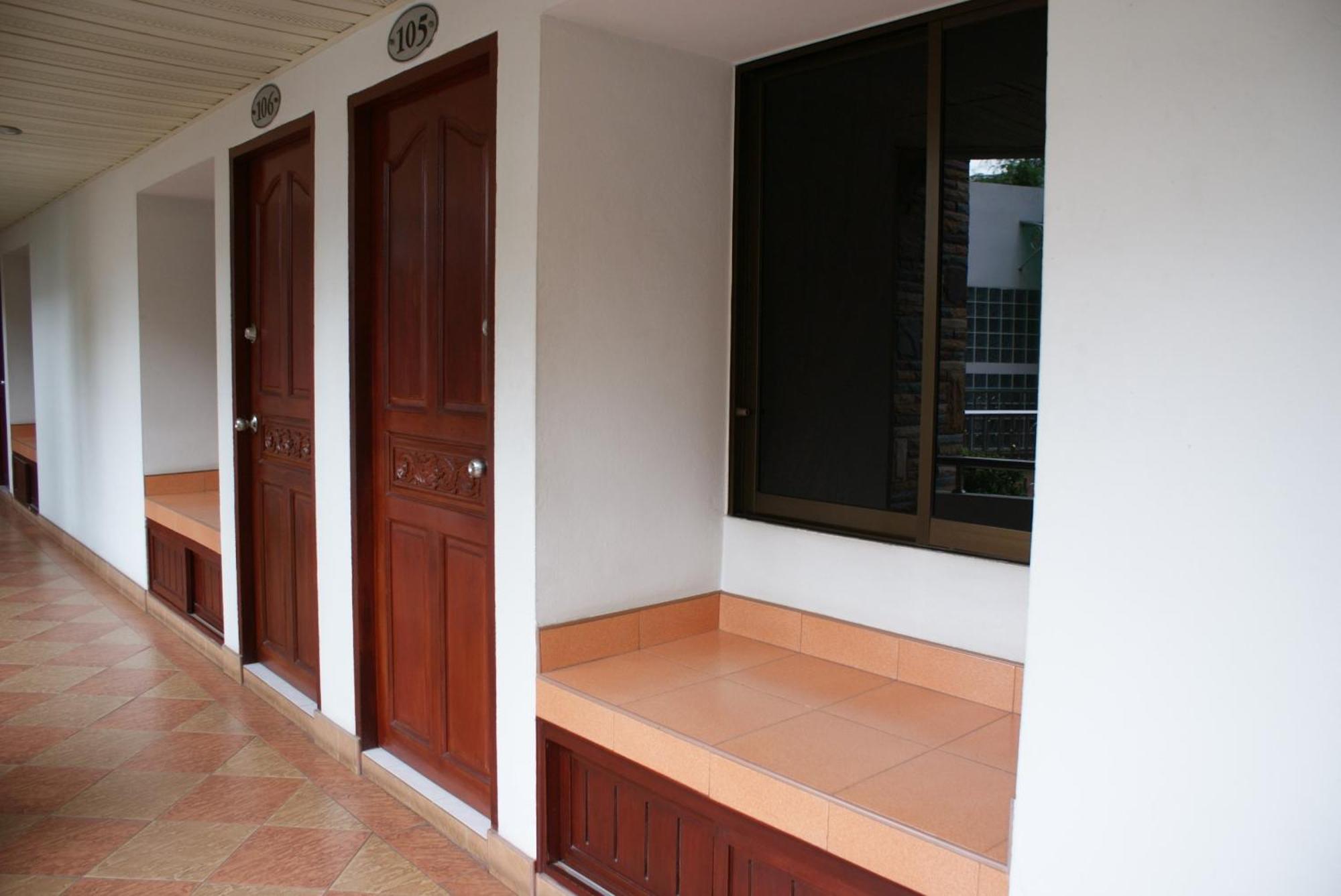 Selina Place Hotel Pattaya Zewnętrze zdjęcie